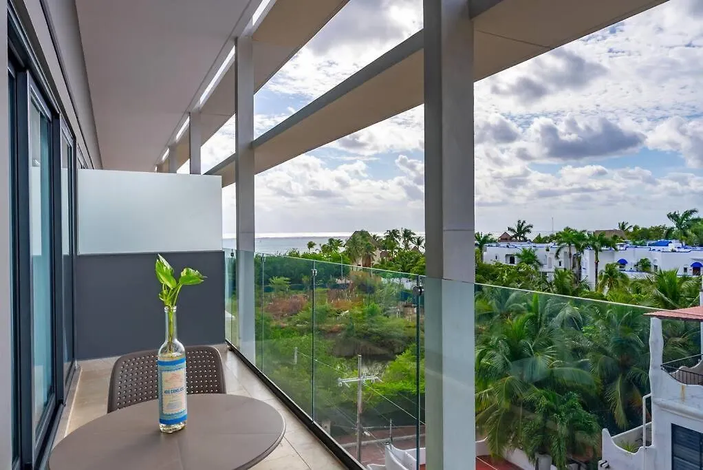 Casa Camaleon Luxury Condominium. Sea Views. Pools Playa del Carmen Apartment