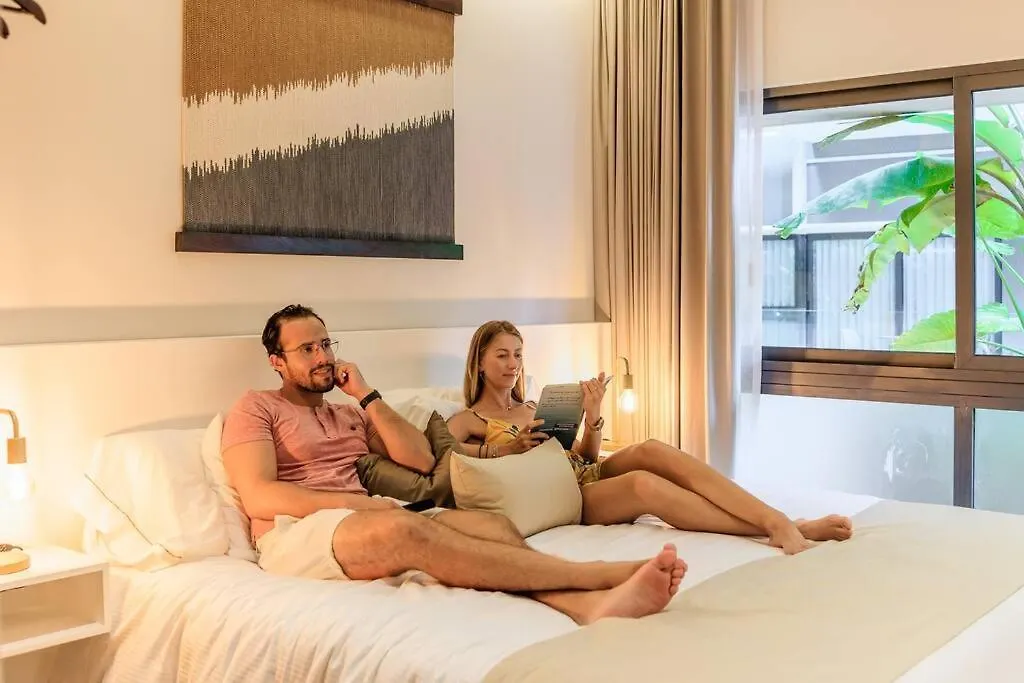 Casa Camaleon Luxury Condominium. Sea Views. Pools Playa del Carmen Apartment