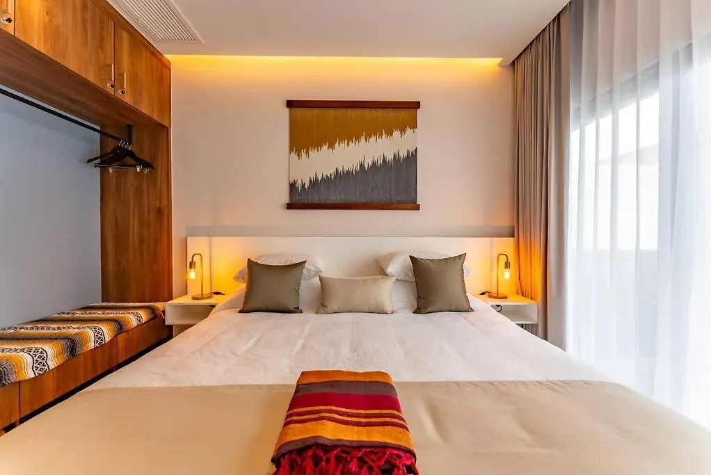 Casa Camaleon Luxury Condominium. Sea Views. Pools Playa del Carmen