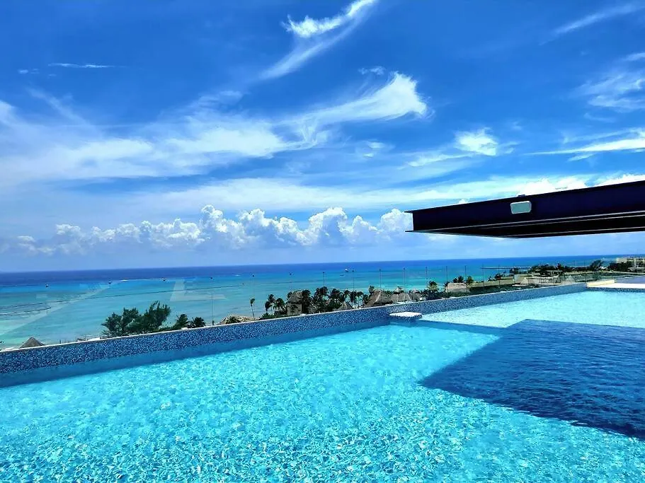 Casa Camaleon Luxury Condominium. Sea Views. Pools Playa del Carmen Apartment