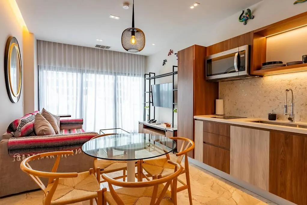 Casa Camaleon Luxury Condominium. Sea Views. Pools Playa del Carmen